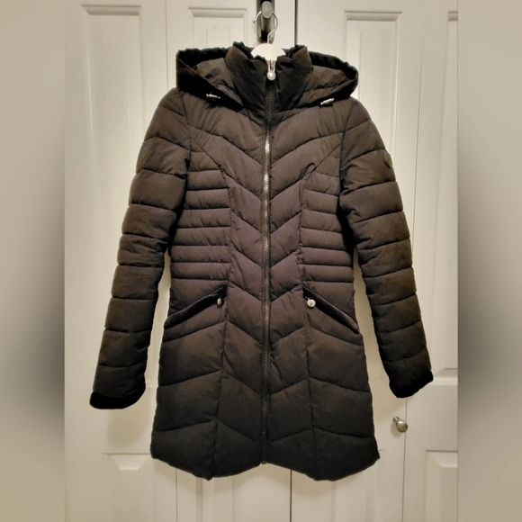 Laundry Puffer Coat - Picture 1 of 3